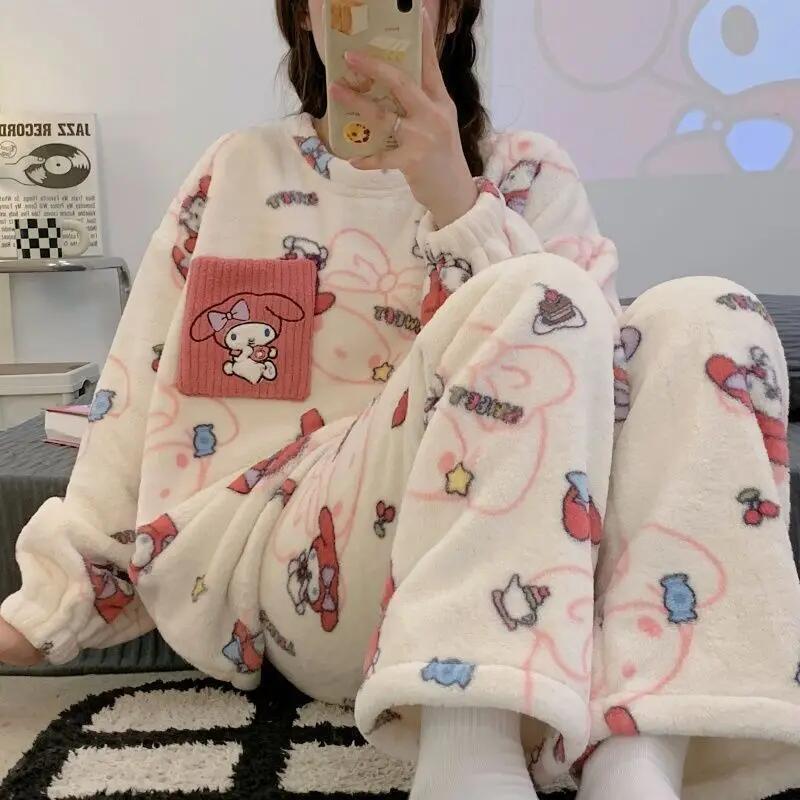 Damespyjama's Hello Kitty Herf - Winter Clothes recensie en prijs
